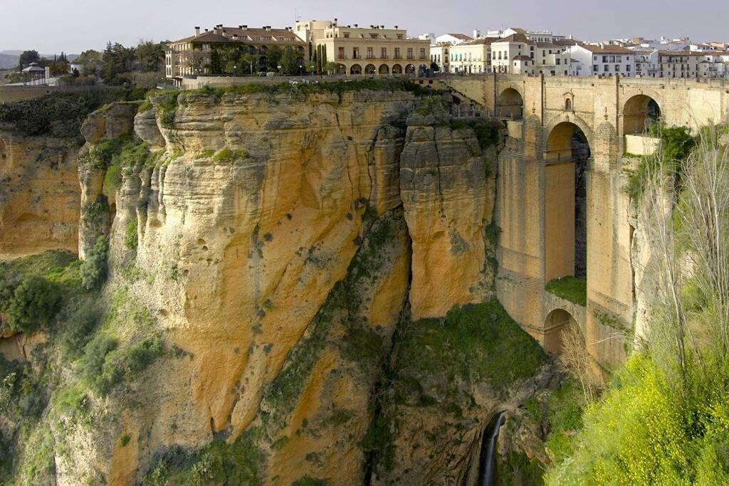 Excelente Apartamento En Ronda Apartment Luaran gambar